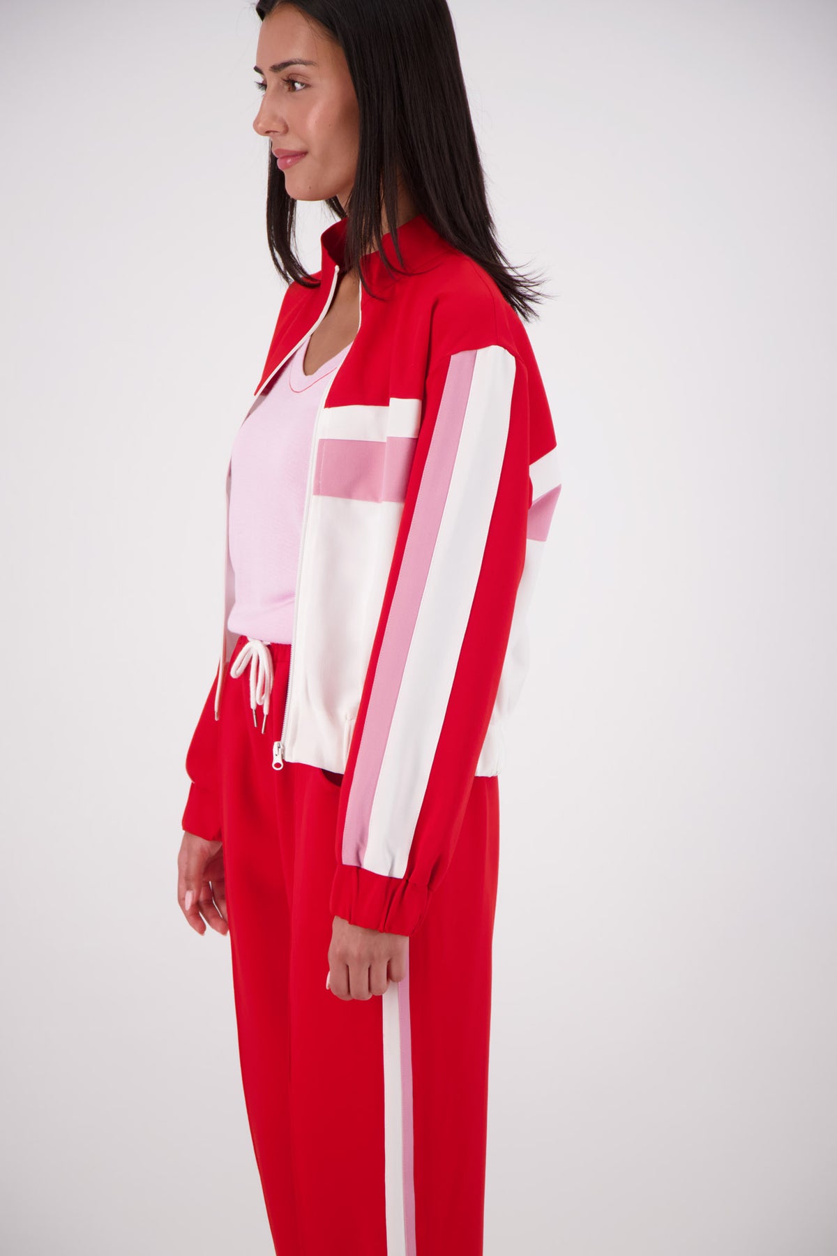Cassis Funnel Neck Jacket Red/Pink