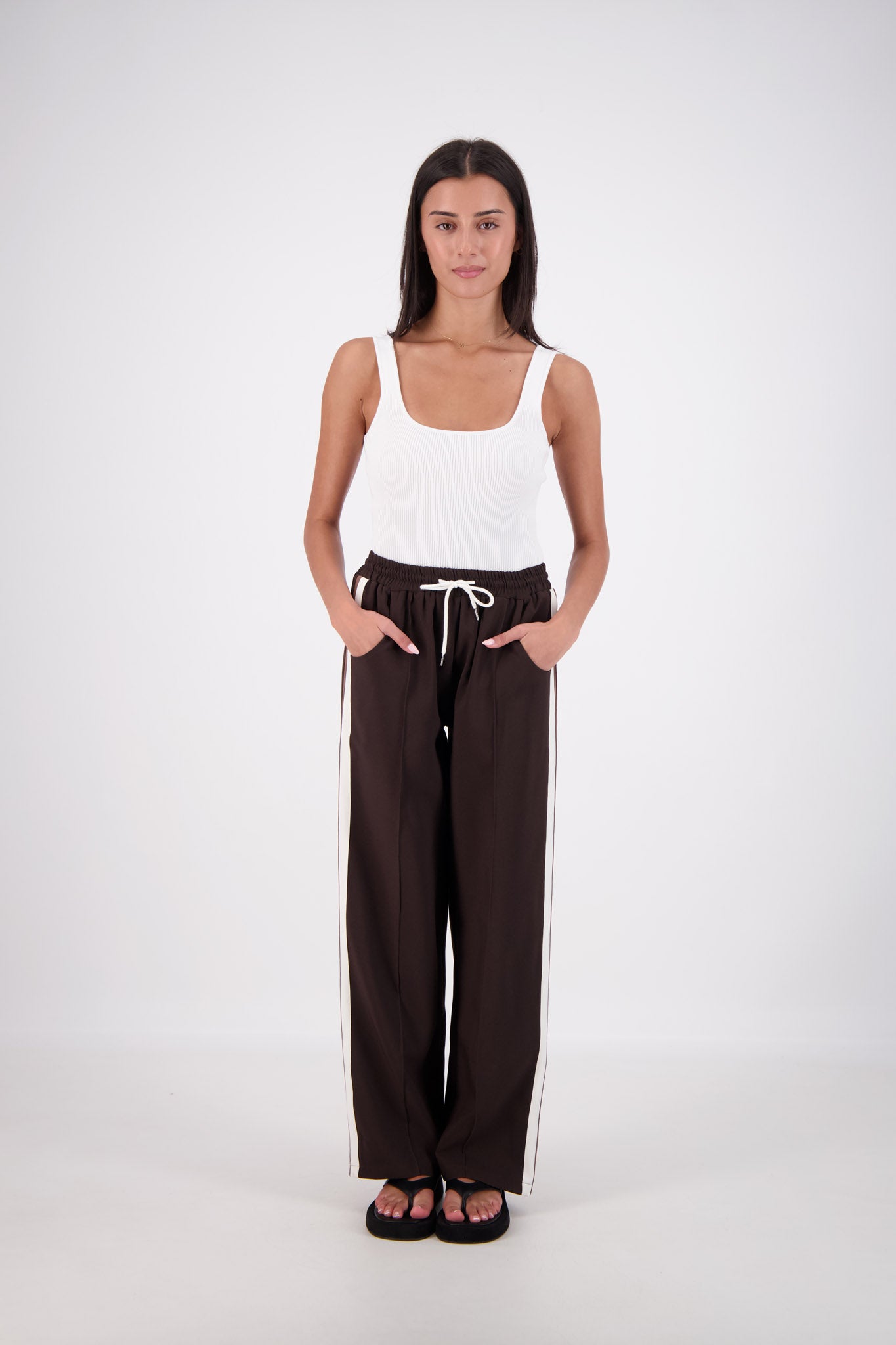 Cassis Trouser Dark Brown – Jasmine Alexa