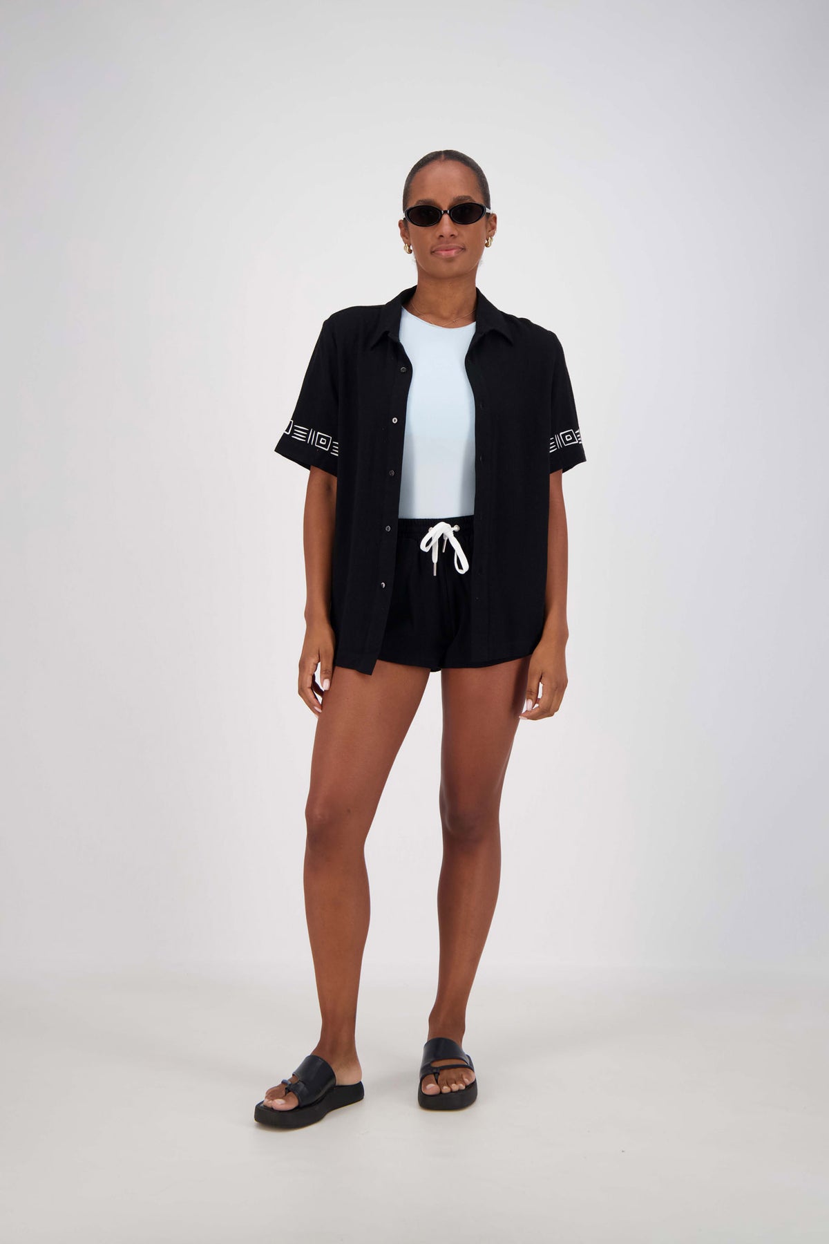 Rosetta Shorts Black